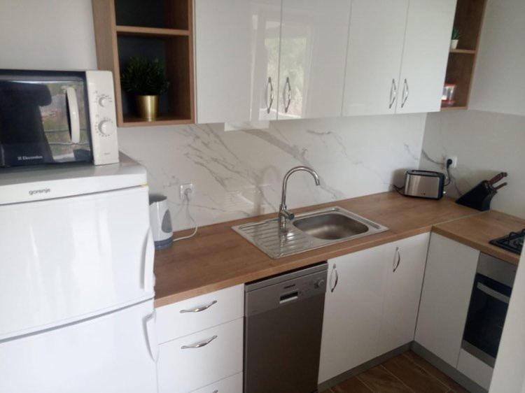 Apartmani Sol Vlasici 帕格 外观 照片